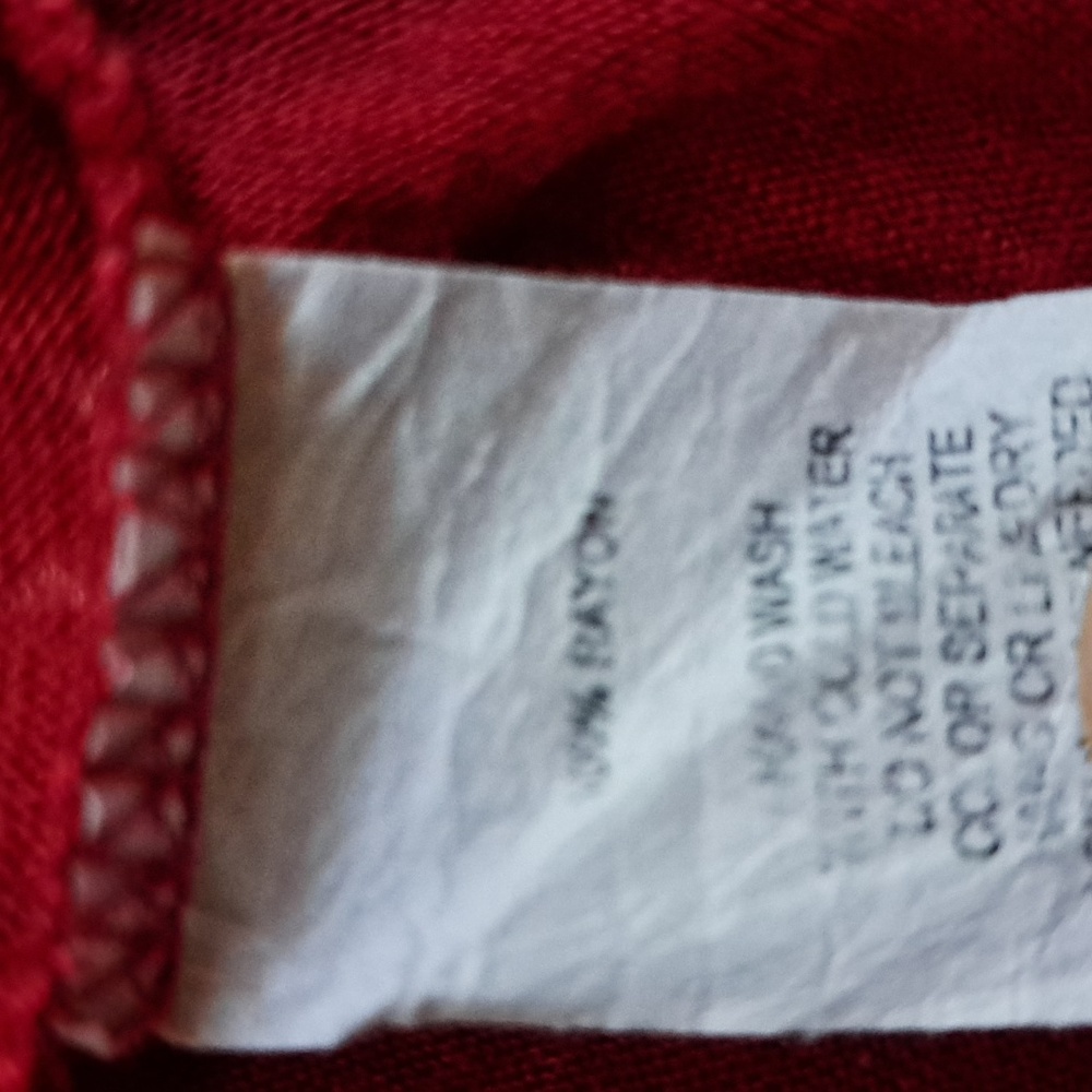 Red Star Print Top and Blue Jean Capri Set - Picture 4 of 10
